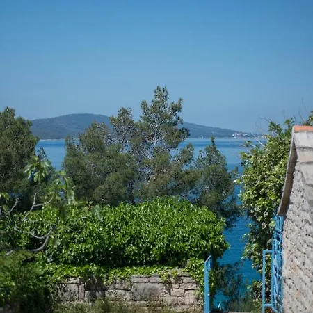 Dvorac “kastil Jela” Pensionat 3*