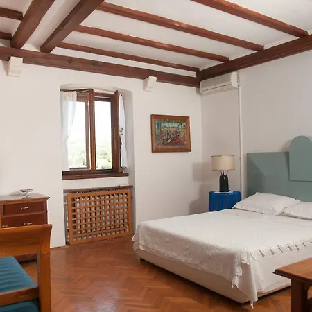 Gostinjska kuća Dvorac “kastil Jela”