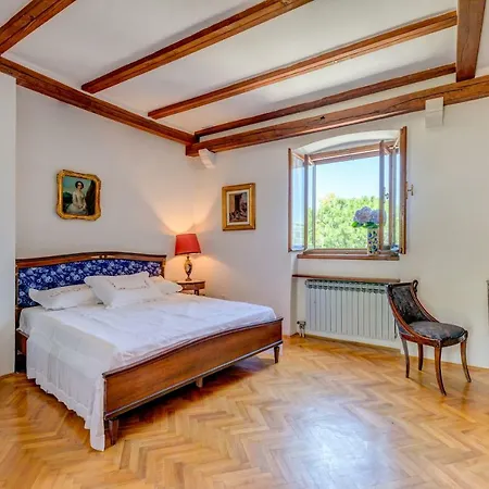 Pensionat Dvorac “kastil Jela” Milna (Brac)