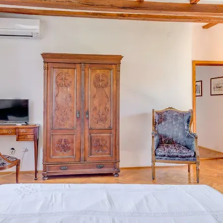 Dvorac “kastil Jela” * Milna (Brac)